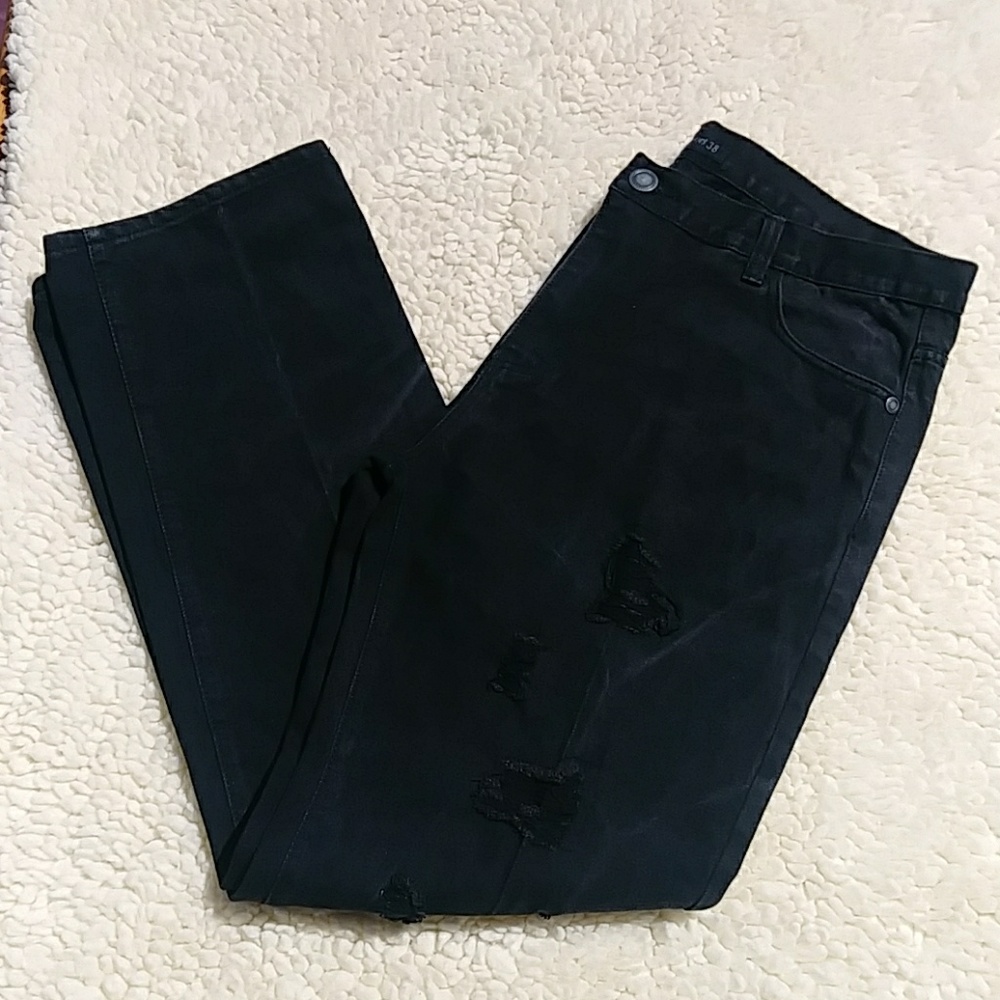 Young Rich & Famous Men's Jeans.